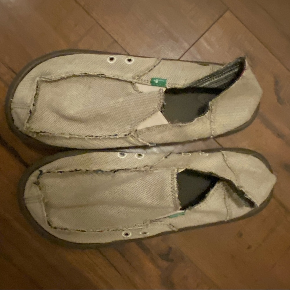 Sanuks worn twice
